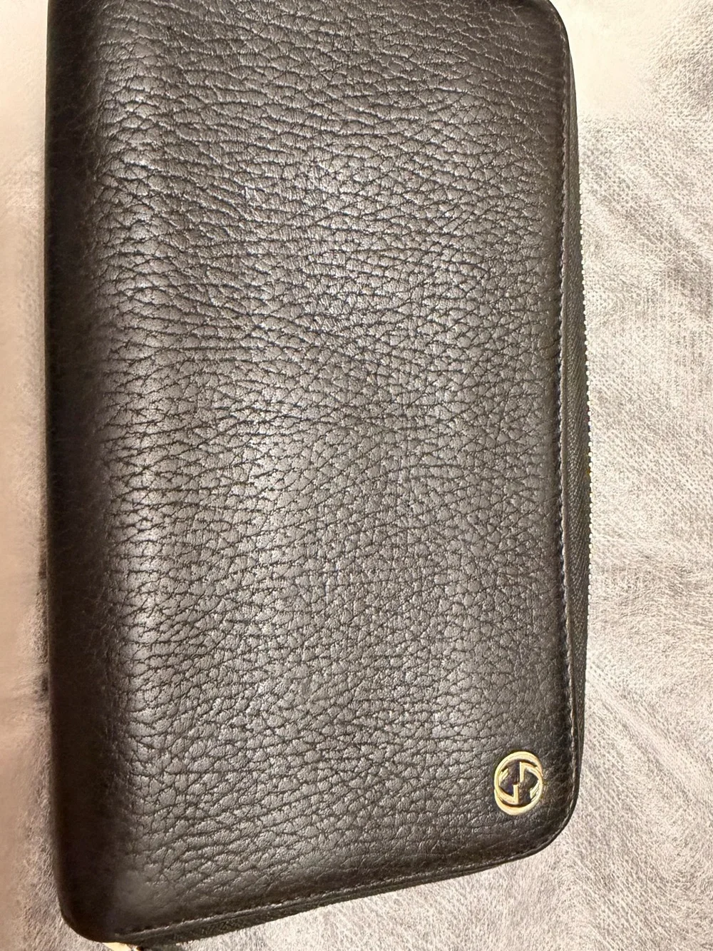 BLACK GUCCI GG
MARMONT ZIP AROUND
WALLET - Picture 9 of 9